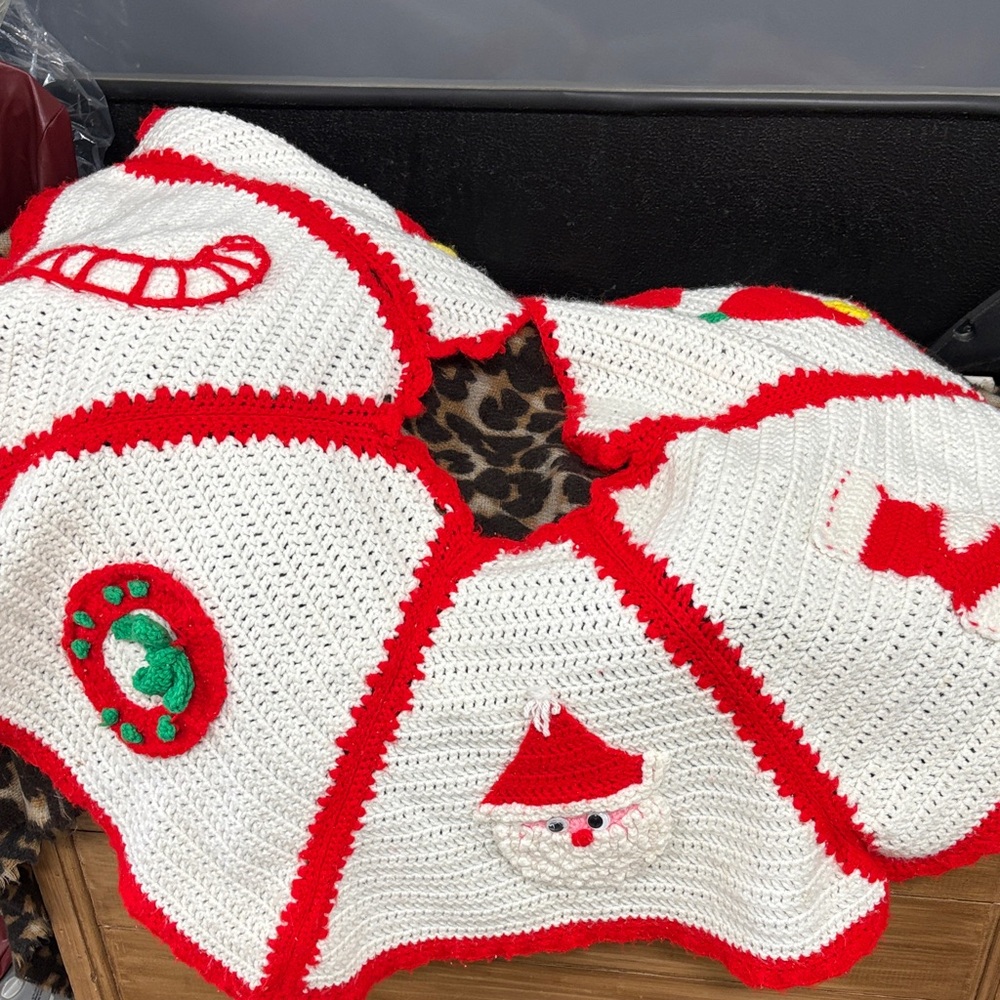 Handmade White & Red Crochet Holiday Tree skirt with Holiday Appliqués